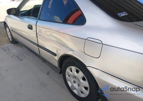 2000 Honda Civic Dx from USA, damaged, VIN 1HGEJ6228YL060267